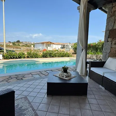 Casa Conchiglia - Mit Dachterrasse Und Panoramablick Auf Berge Und Σπίτι διακοπών Tanaunella