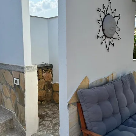 Casa Conchiglia - Mit Dachterrasse Und Panoramablick Auf Berge Und Vakantiehuis Tanaunella