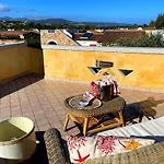 Nyaraló Casa Conchiglia - Mit Dachterrasse Und Panoramablick Auf Berge Und Tanaunella
