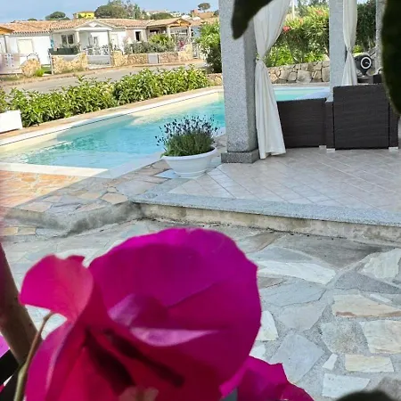 Vakantiehuis Casa Conchiglia - Mit Dachterrasse Und Panoramablick Auf Berge Und Tanaunella